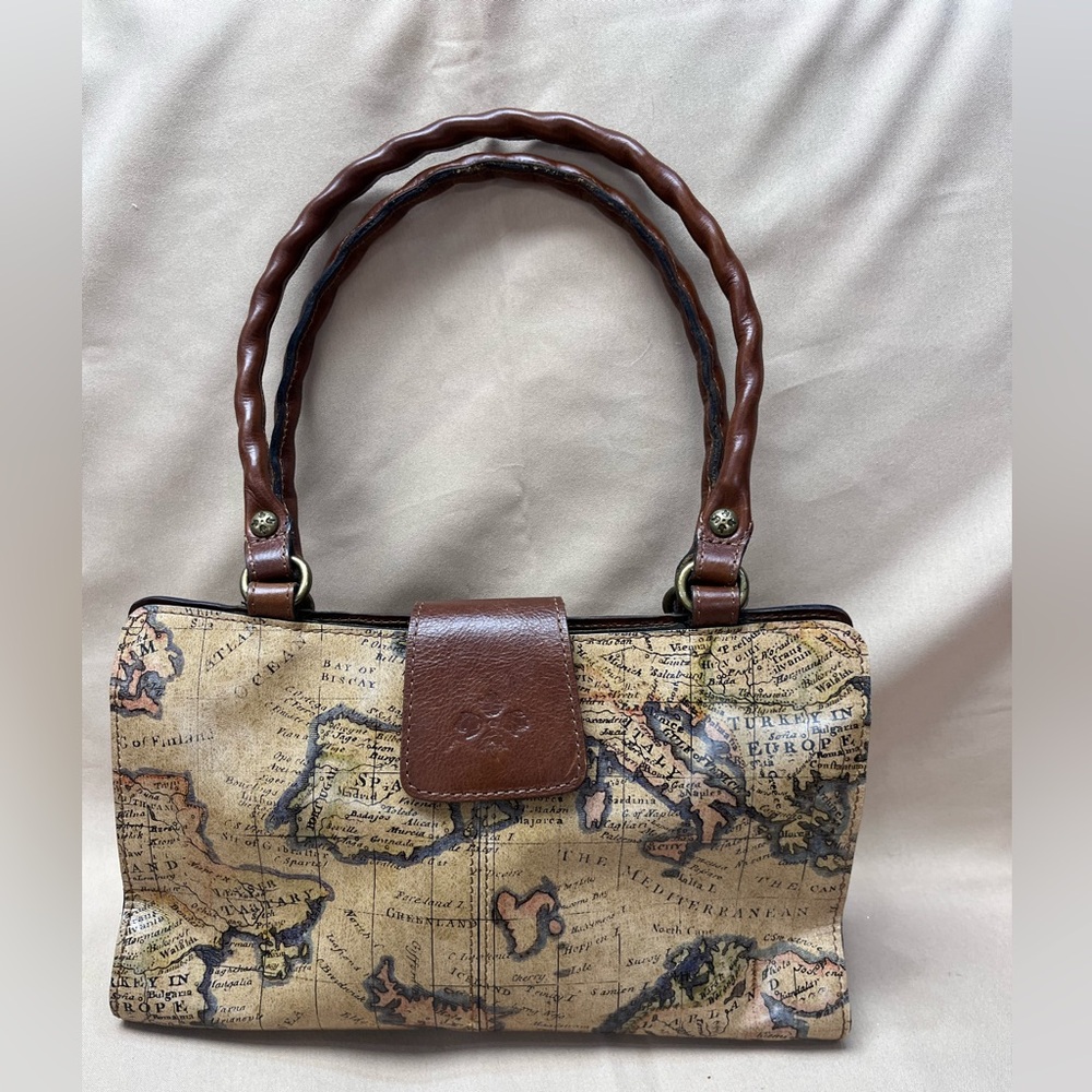 Gorgeous Patricia Nash Map Print Handbag with Brown Accents